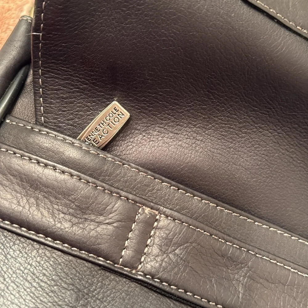 Kenneth Cole Reaction Black Leather Briefcase with Shoulder Strap